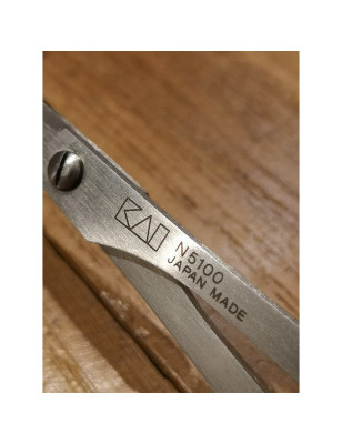Forbice ricamo Kai N5100