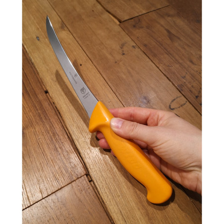 Coltello disosso curvo Swibo 16 cm