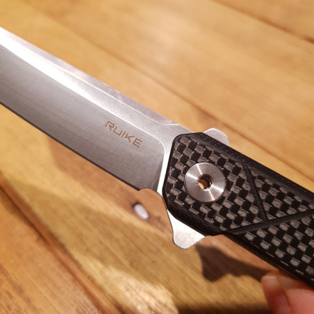 Coltello chiudibile Ruike P127-CB G10 e carbonio