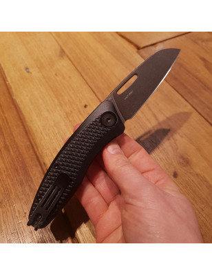 coltello tascabile con lama in acciaio D2 e manico in alluminio