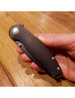 Coltello da tasca con finiture di alta qualità