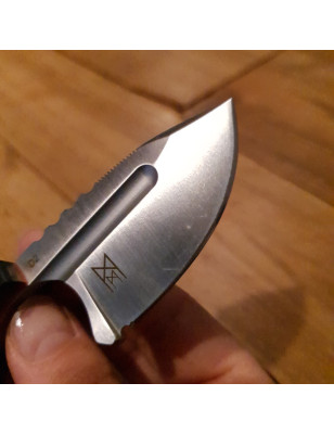 Robusto mini coltello a a lama fissa