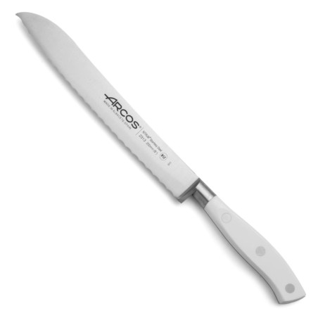 Coltello di qualità con lama seghettata ondulata