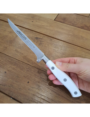 Coltello disossare carne Arcos Riviera Blanc 13 cm