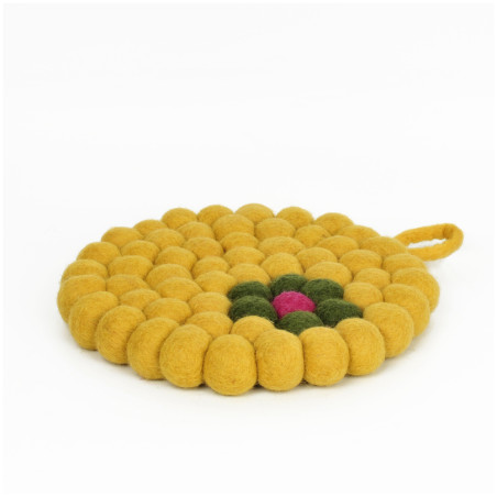 Sottopentola tondo pompon giallo Hat Hatage Udhyog 19 cm