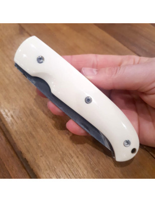 Coltello artigianale da collezione realizzato a a mano con manico in Osso