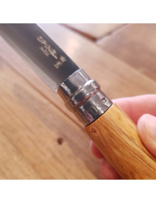 coltello con virobloc n.8