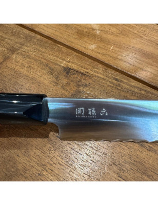 Coltello professionale giapponese per il taglio di pane e dolci