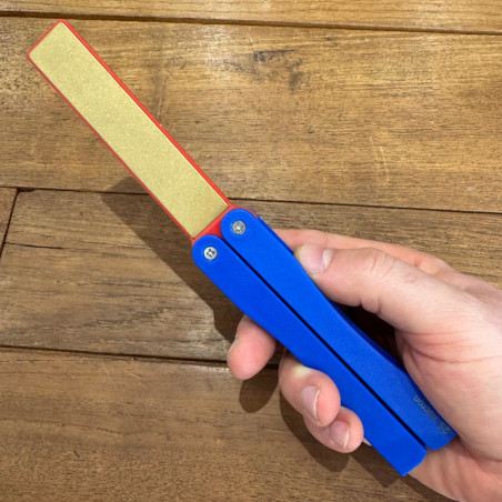 Acciaino tascabile Fallkniven diamantato doppia grana blu