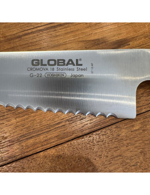 Coltello pane seghettato Global G-22R cm 20
