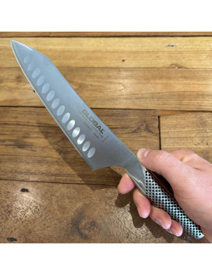 Coltello Rocking Santoku alveolato Global G-83 cm 18