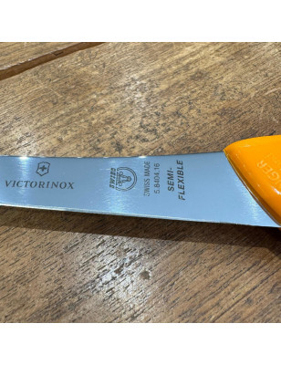 Coltello disosso curvo Swibo 5.8404.16 cm 16