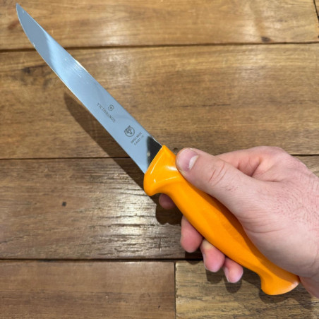 Coltello disosso dritto Swibo 16 cm