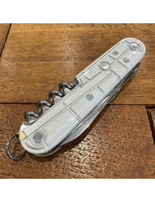 Coltello multiuso Huntsman Victorinox 1.3713.T7 con 15 funzioni