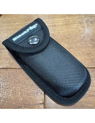 Pinza multiuso Black Fox con fodero incluso