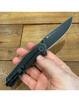 Coltello pieghevole con manico in G10 verde e clip posteriore per cintura