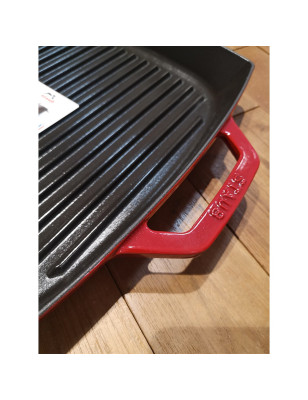 Grill quadrato Staub con manici in ghisa vetrificata, garanzia a vita