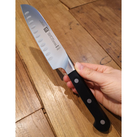 Coltello Santoku alveolato Zwilling Pro 14 cm