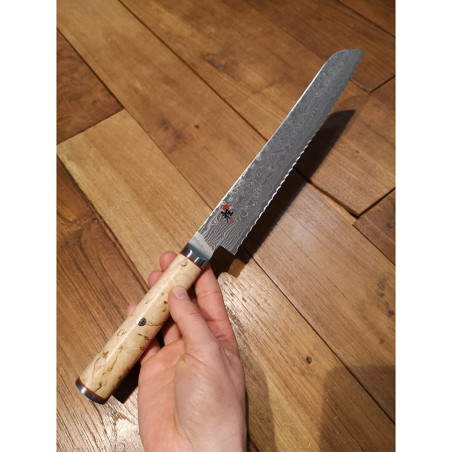 Coltello pane seghettato Miyabi 5000MCD cm 23