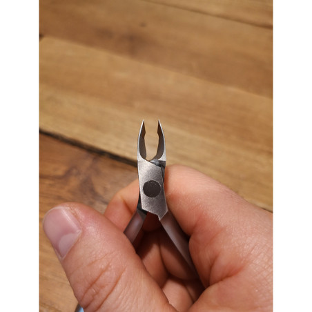 Tronchese cuticole inox Wictor manico corto taglio 4 mm