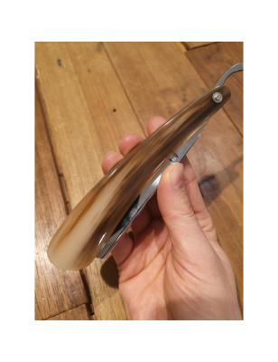 Rasoio mano libera 6/8 manico in Corno di bue made in italy